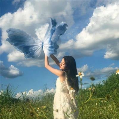 小薇小芙看见一头熊